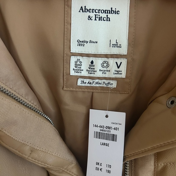 A&F NWT Vegan Leather Mini Puffer - Picture 2 of 3
